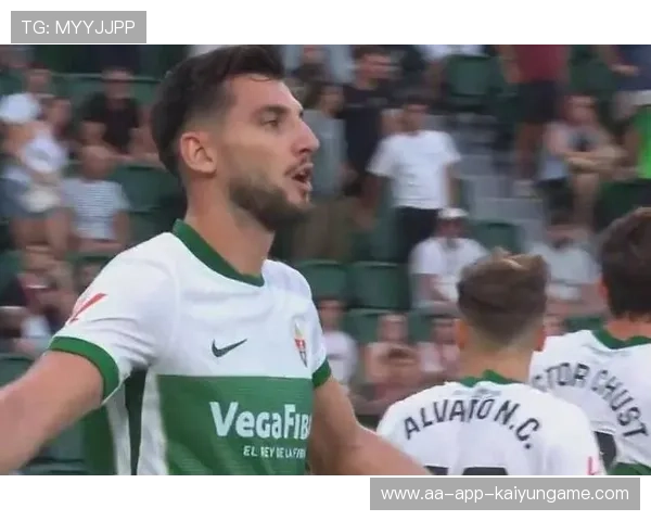 埃尔切门将一夜成名，升班马展现顶级抗压力